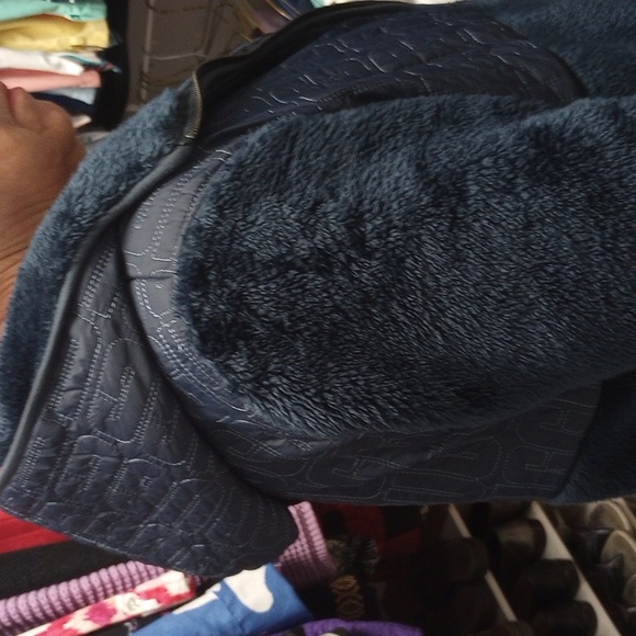 UGG Navy Jacket - Picture 4 of 12